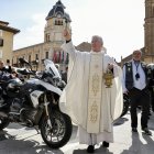 Acto de bendición de motos con motivo de la VIII Concentración Internacional Madonna de los Centauros, que se celebra en La Bañeza.
