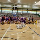 Niños y entrenadores disfrutaron de una jornada de deporte.