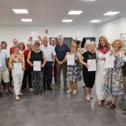 Foto de familia de la entrega de diplomas