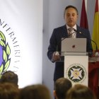 De Mena, en uno de los actos del Colegio de Enfermería de León.