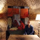 Cesáreo Álvarez, en su estudio en la Cueva del Túnel, en una imagen de archivo.