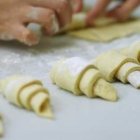 Archivo - Hallan una alternativa saludable a la mantequilla, la margarina o la grasa de palma en productos de bollería.