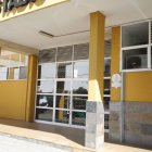 El bar del estadio Hispánico sigue cerrado sin nadie que quiera hacerse cargo.