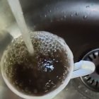 Aspecto que presentaba el agua ayer en Villablino.