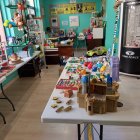 Un rincón del mercadillo solidario que tiene lugar estos días en Astorga.