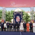 Mañueco se fotografía con su nuevo equipo de Gobierno, ayer, en Valladolid.
