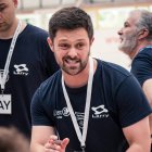 Guillermo Algorri seguirá al frente del Balonmano Sariegos en Liga Nacional.