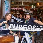 Aficionados del Burgos CF en León.