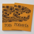 Dos ejemplares del libro que saldrá pronto a la venta.