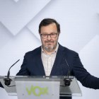 Archivo - El portavoz de Vox, José Antonio Fúster, durante una rueda de prensa posterior a la reunión del Comité de Acción Política.