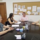 La reunión se celebró en la sede de Proyecto Hombre.
