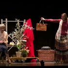 Se trata de teatro, en una representación.