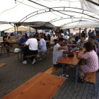 En la propia feria también se pueden degustar los platos locales.