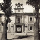Fachada meridional del antiguo hospicio de León (actualmente Correos).