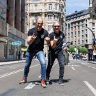 Chema Fernández, vicepresidente, y Bachy Castaño, presidente, de la Asociación Heavy Metal León.