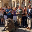 El alcalde de León, José Antonio Diez, recibe a los estudiantes internaciones de la Universidad de León.