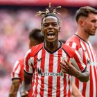 Nico Williams celebra al marcar el primer gol bilbaíno.