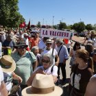 Manifestación en favor del regreso de Feve al centro de León.
