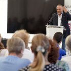 El presidente de la Diputación y del Instituto Leonés de Cultura, Gerardo Álvarez Courel, interviene en el Gran Concejo promovido por el ILC que se celebra en Mansilla de las Mulas (León).