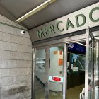 Instalación de cámaras en el Mercado de Abastos de Ponferrada