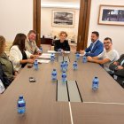 29/09/2026 Cermi CyL y Educación acuerdan crear una Comisión Mixta para avanzar en demandas educativas de personas con discapacidad.

El Comité Autonómico de Entidades de Representantes de Personas con Discapacidad de Castilla y León (Cermi CyL) y la Consejería de Educación han acordado crear una Comisión Mixta de trabajo para abordar las demandas del sector de la discapacidad en materia educativa durante la legislatura.

SOCIEDAD 
CERMI CYL