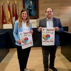 Elena Baílez y Javier Carrera presentan los bonos.