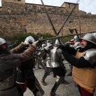 La batalla de los Irmandiños en los exteriores del Castillo de los Templarios
