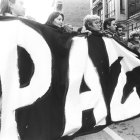 Manifestación contra ETA tras el asesinato del comandante Cortizo.