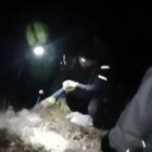 La Guardia Civil rescata a tres montañeros en una zona escarpada de Oseja de Sajambre.