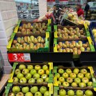 Pera Conferencia y Manzana Reineta, en Alcampo.