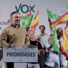 El líder de Vox, Santiago Abascal, interviene durante el mitin de esta formación este sábado en Ibiza.