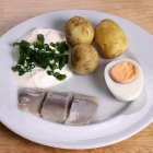 Plato tradicional de preparacion en escabeche