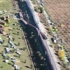 Capturas de vídeo de un dron de la Guardia Civil que muestra los dos trenes de alta velocidad, uno de Renfe y otro de Iryo, han colisionado a primera hora de este miércoles a la altura de la estación de Urda (Toledo).