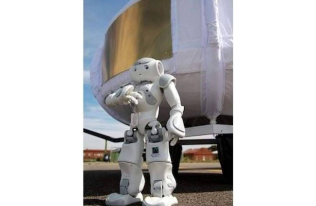 <strong>Otra vez </strong> ■ El androide se traslada hoy a León para las nuevas pruebas.