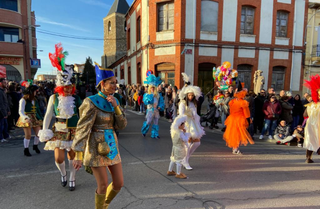 Gran desfile de Carnaval en La Bañeza. RAMIRO (3)
