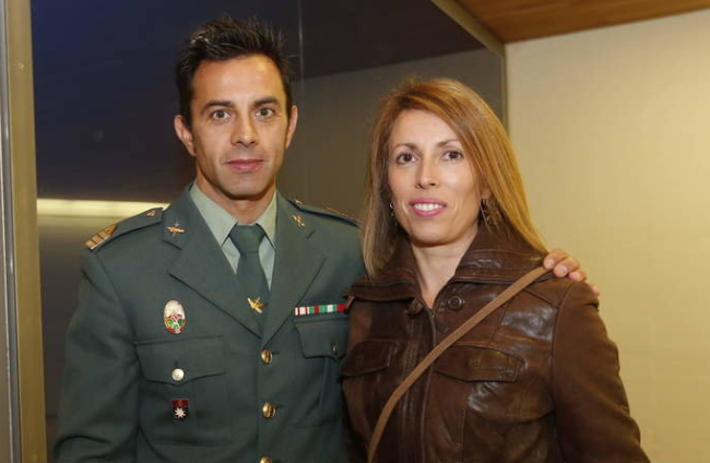 El responsable del Greim de Sabero, Enrique Ferrero, y su mujer, Vanesa Sánchez.