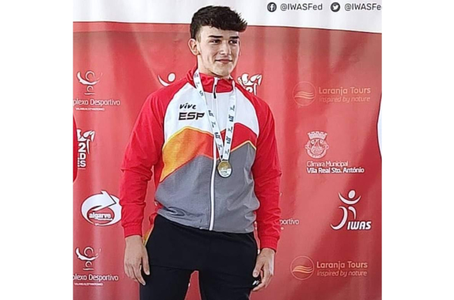 David Cubillas se colgó la medalla de oro en Portugal. DL