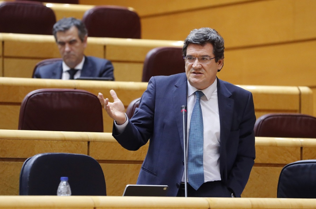 José Luis Escrivá Belmonte, ministro de Inclusión, Seguridad Social y Migraciones.  EFE/Ballesteros POOL