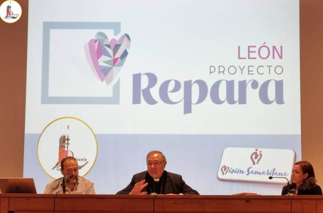 Acto de presentación del proyecto ‘Repara León’. DL