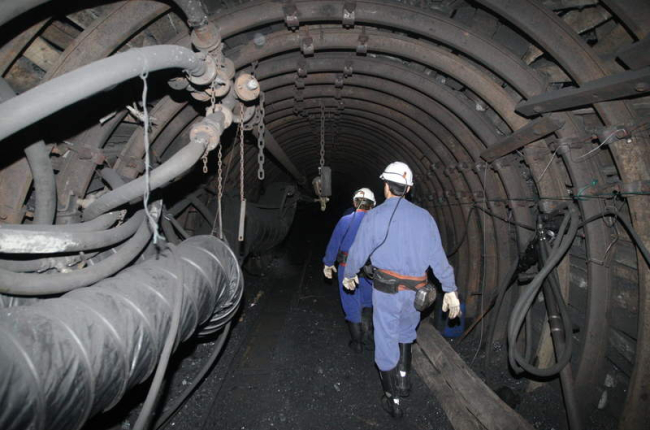El recorte a las ayudas al carbón pone en peligro la viabilidad de la minería leonesa.
