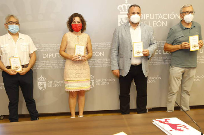 Martínez Reñones, Nuria Lozano, Eduardo Morán y Javier Alonso, ayer, en la Diputación. RAMIRO