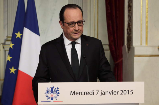 El presidente francés decreta para hoy jornada de luto nacional.