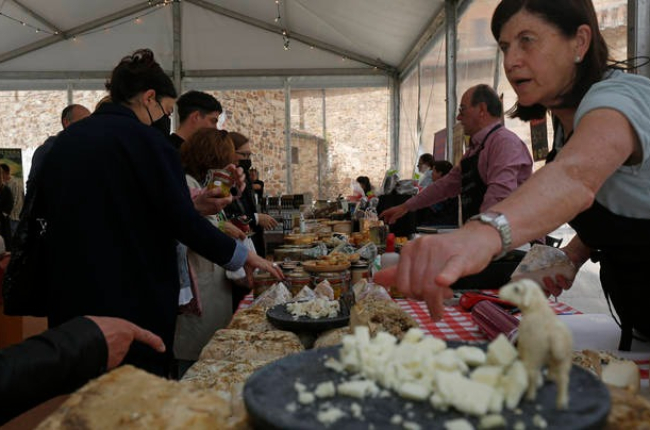 Feria del queso en Astorga. FERNANDO OTERO