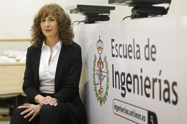Hilde Pérez es profesora del Departamento de Ingenierías Mecánica, Informática y Aeroespacial de la ULE. FERNANDO OTERO