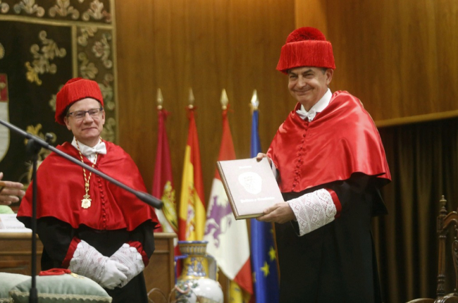 José Luis Rodríguez Zapatero, nombrado doctor Honoris Causa. FERNANDO OTERO