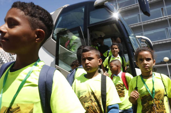 Menores saharauis a su llegada a León en el verano de 2018. JESÚS F. SALVADORES