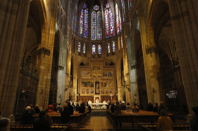 Misa por San Froilán en la Catedral. F. Otero Perandones.