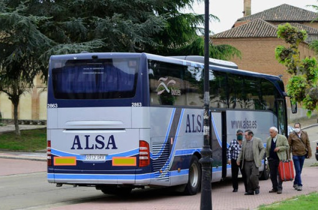 El transporte recibirá un 20% de descuento adicional en Castilla y León. ACACIO DIAZ