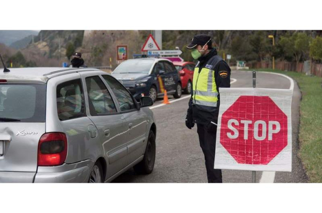 Control de fronteras de la policía en los accesos a Francia. BLASCO