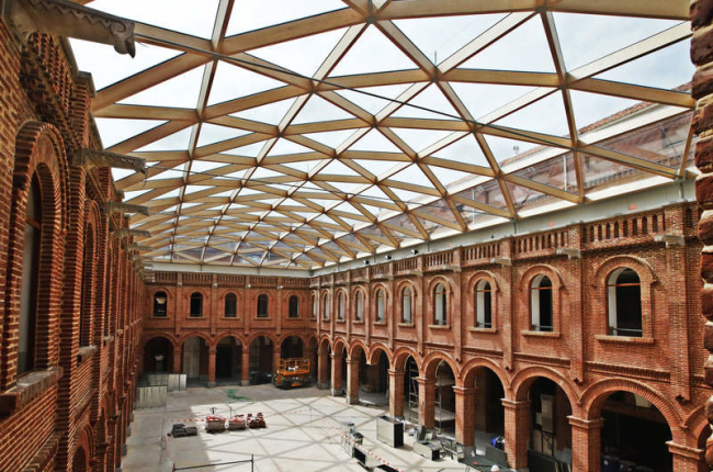 Vista general de la cúpula, recién terminada, y de las obras del patio central del museo. RAMIRO.